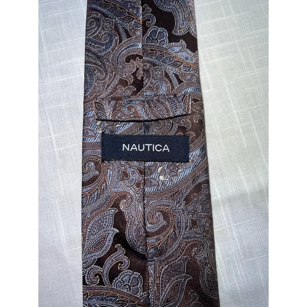 Nautica‎ Brown Paisley Tie 100% Silk